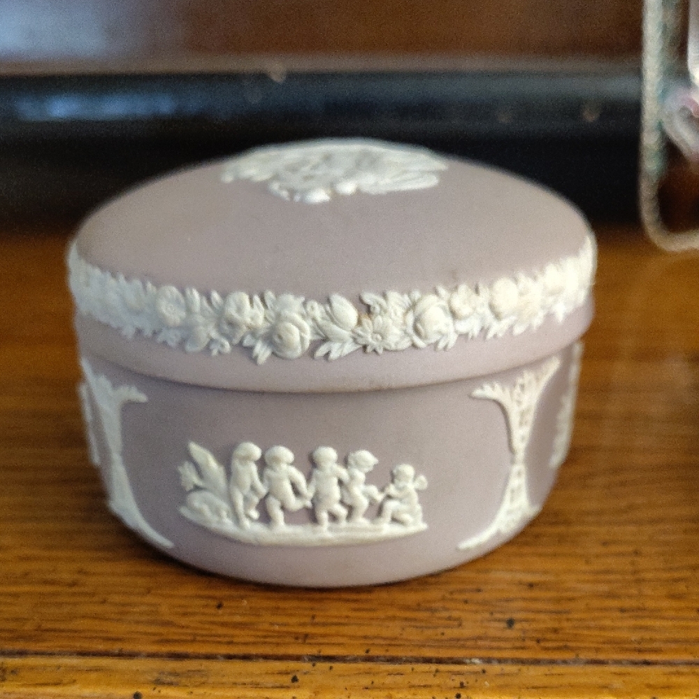 Vintage Lilac Wedgewood Style Decorative Bean Box with Cream Accents